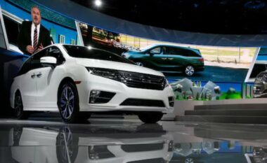 SHBA hap hetim për mbi 1.4 milion automjete Honda “për rrezik të dështimit të motorit”