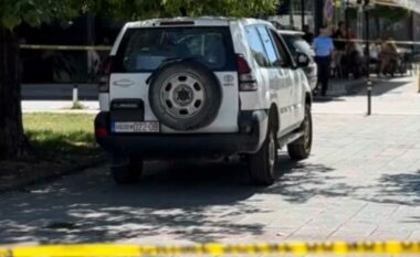Të shtëna të shumta – publikohen pamjet nga momenti i vrasjes së trefishtë në Gjilan