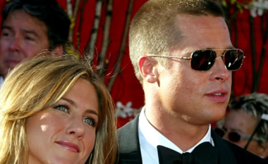 Jennifer Aniston zbulon se si u ndje pasi u tradhtua nga Brad Pitt