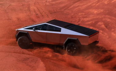 Forcat Ajrore Amerikane do të blejnë dy Tesla Cybertrucks dhe do t’i shkatërrojnë