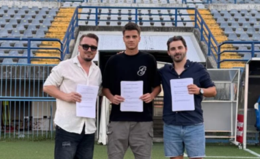 Blero kalon në sport, merr në menaxhim një futbollist të ri