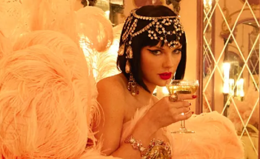 Taylor Swift përballet me akuza për plagjiaturë mbi stilin e albumit “The Life of a Showgirl”