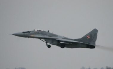 Polonia mund të transferojë disa aeroplanë luftarakë MiG-29 në Ukrainë deri në fund të vitit