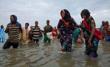 OKB-ja thotë se 68 migrantë afrikanë gjetën vdekjen pasi varka e tyre u përmbys në brigjet e Jemenit
