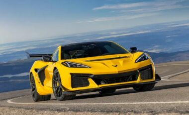 GM tërheq më shumë se 23,000 Corvette për shkak të një problemi me rrjedhje karburanti që mund të shkaktojë zjarr