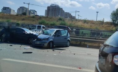 Aksident i rëndë në Veternik, Policia e ambulanca shkojnë në vendngjarje