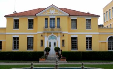 Do të aplikoni për vizë në SHBA? Ambasada Amerikane në Tiranë ndan njoftimin e rëndësishëm