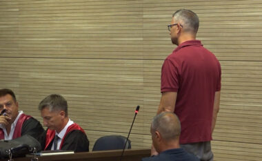 Demantohet Serbia, “pa kërcënime e presione” – deklarata e plotë e Popoviqit kur e pranoi fajësinë në Prishtinë
