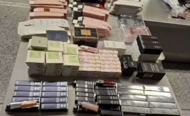Ndalohet futja e mallrave të kontrabanduara në Aeroportin e Prishtinës me vlerë mbi 3 mijë euro