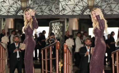 Paris Jackson shkëlqen në darkën e Tom Ford në Venecia