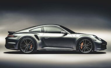Porsche 911 Turbo S e re debuton këtë vit, do të jetë hibride