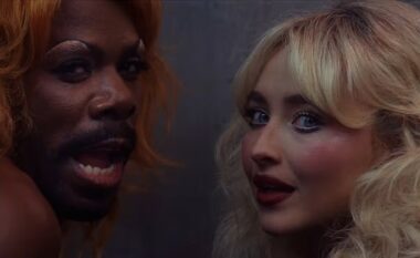 Sabrina Carpenter: Ish-të dashurit ndihen të kënaqur kur shkruaj këngë për ta